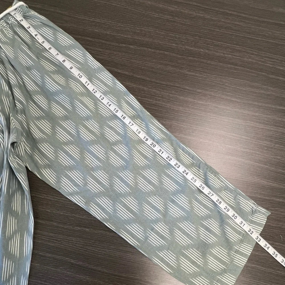 dip sage green